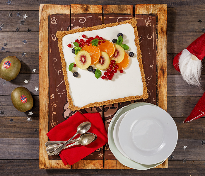 Cheesecake allo yogurt e kiwi rossi