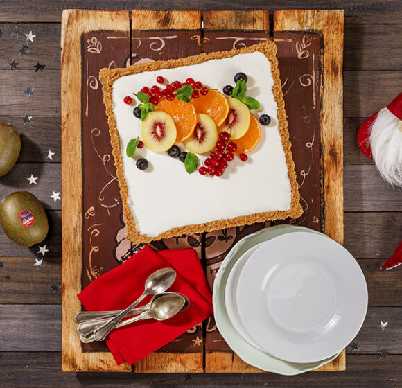 Cheesecake allo yogurt e kiwi rossi